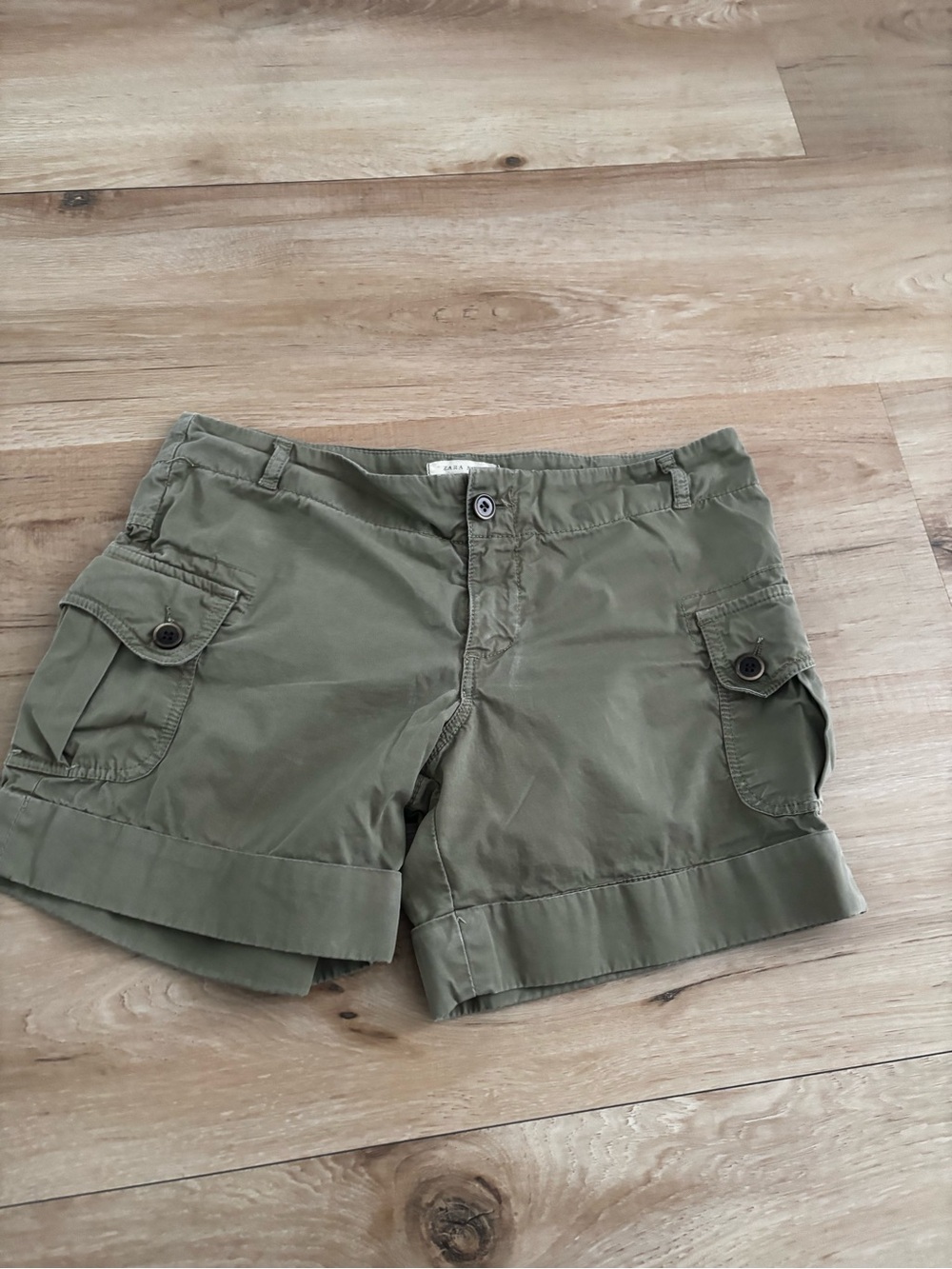3 for $15😍 Zara Olive Green Cotton Cargo Shorts